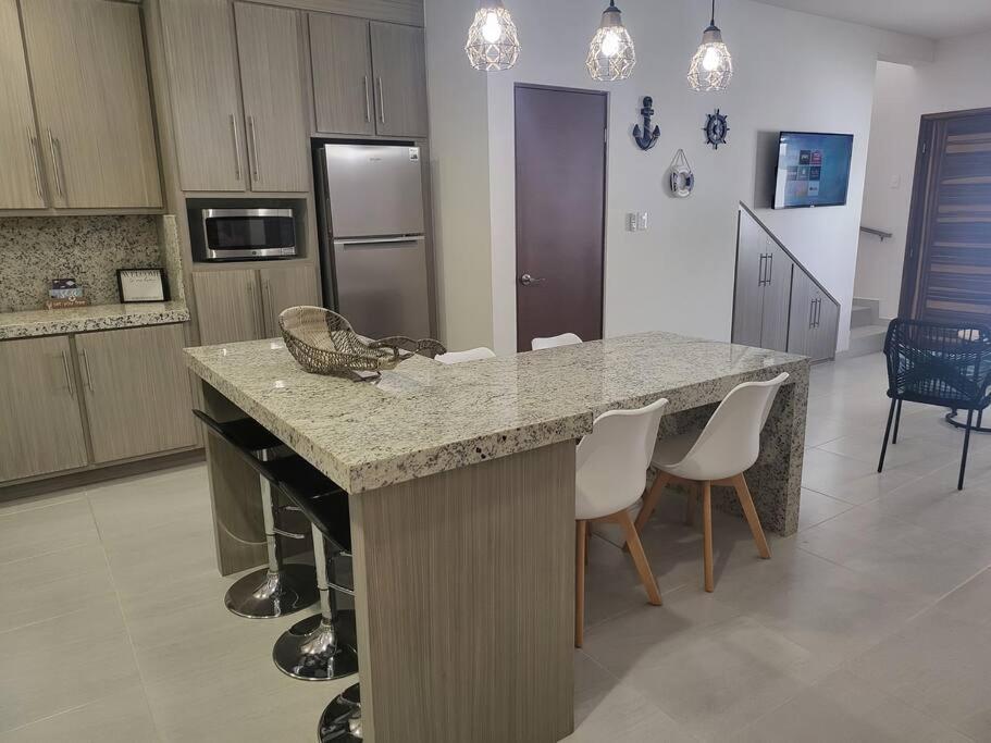 Coral De Cortes - New Beach House San Carlos Nuevo Guaymas ภายนอก รูปภาพ